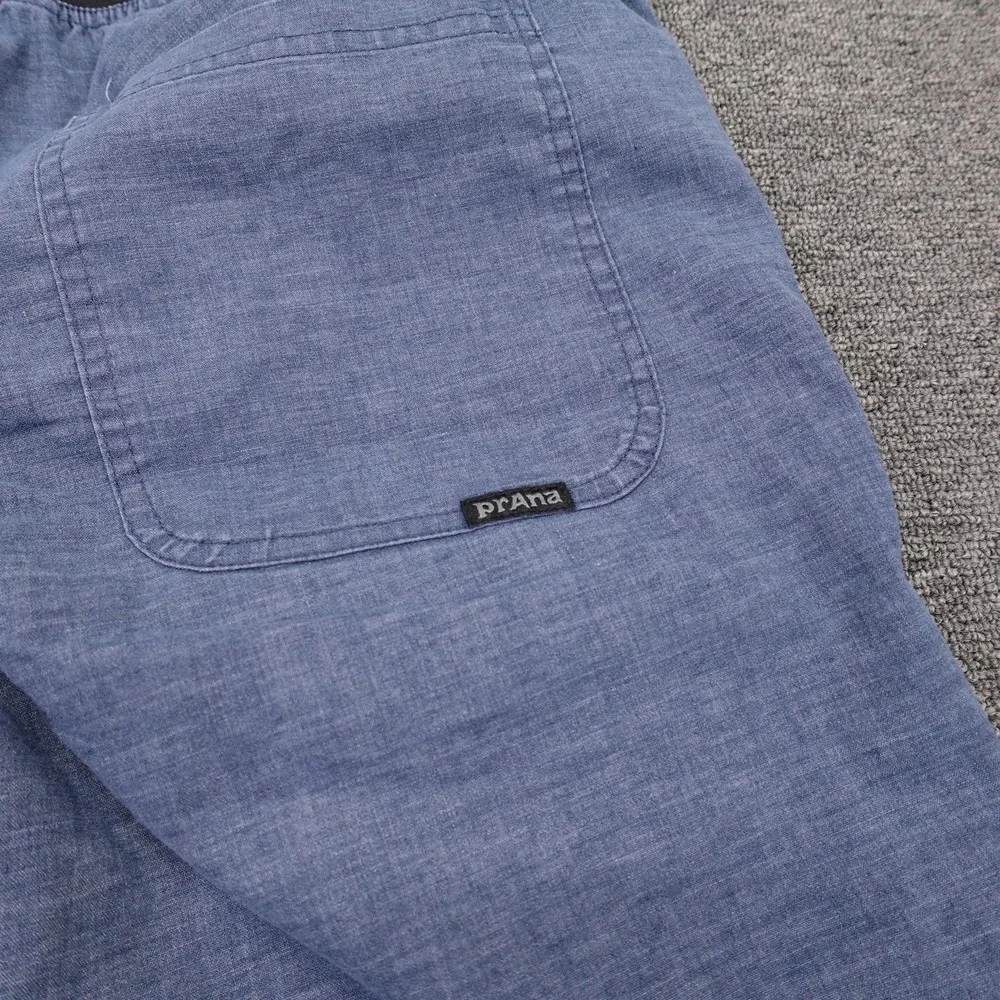 PrAna Bermuda Shorts Mens 33 Blue Chambray Elastic Waist 11 Inseam Casual Summer